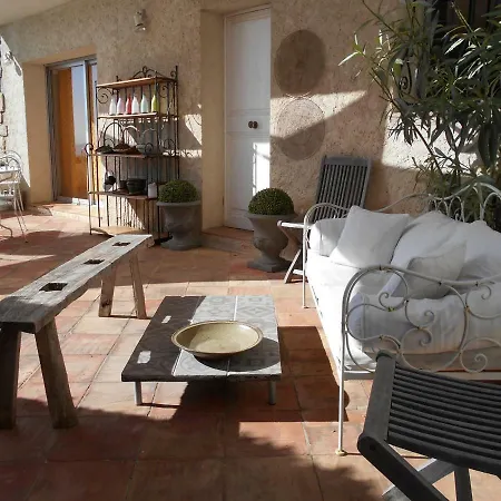 Aurobruno Villa *